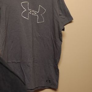 Women's under armour shirt